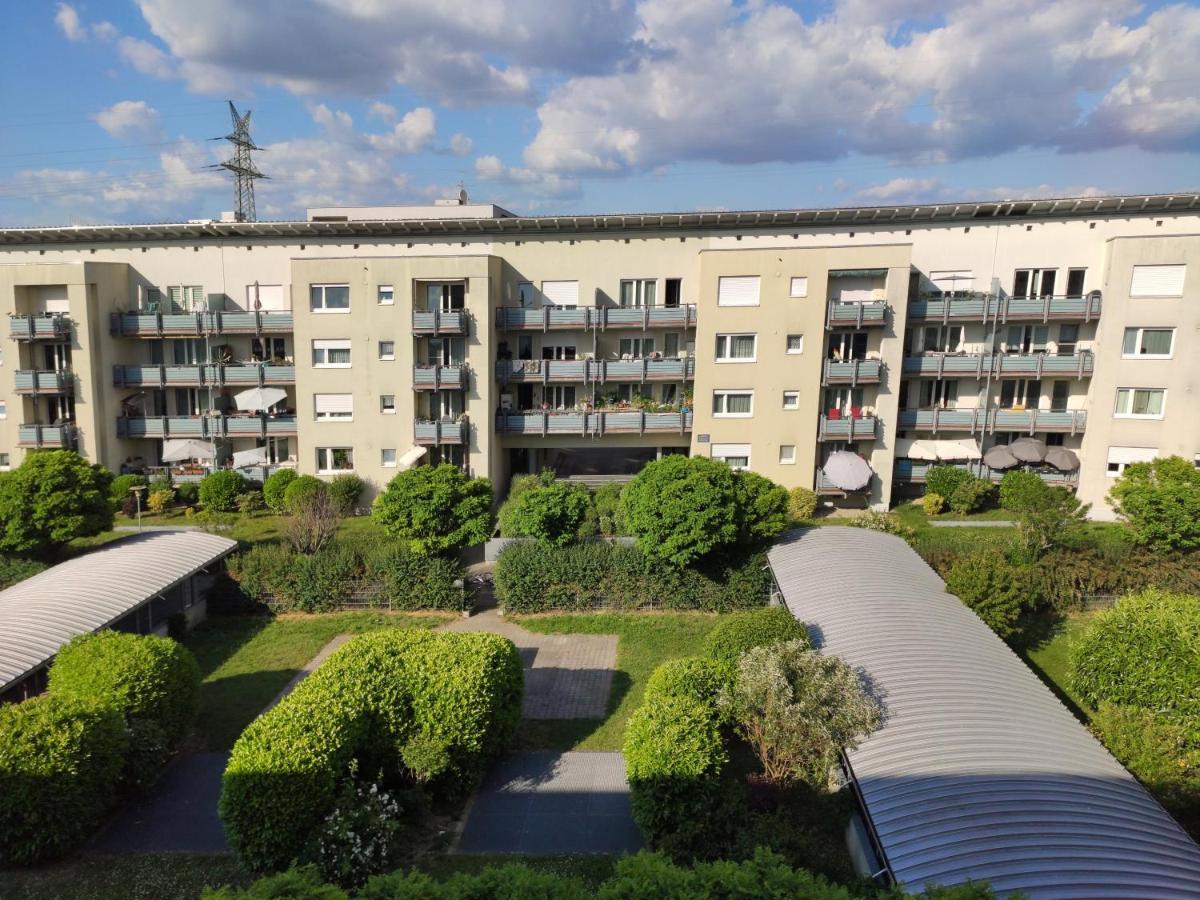 Stadtwohnung 2-Zimmer 3 Schlafplatze Mannheim Esterno foto