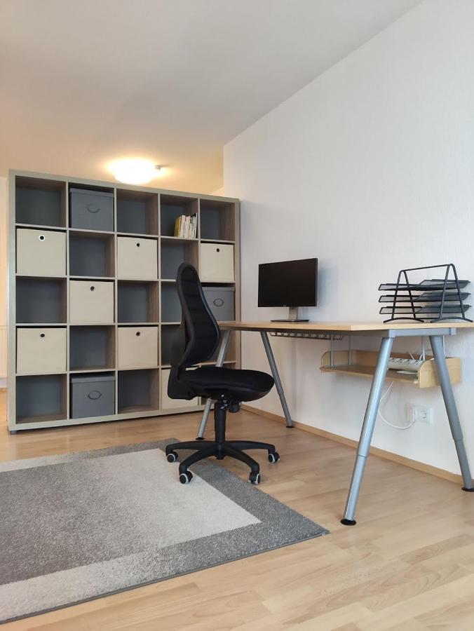 Stadtwohnung 2-Zimmer 3 Schlafplatze Mannheim Esterno foto